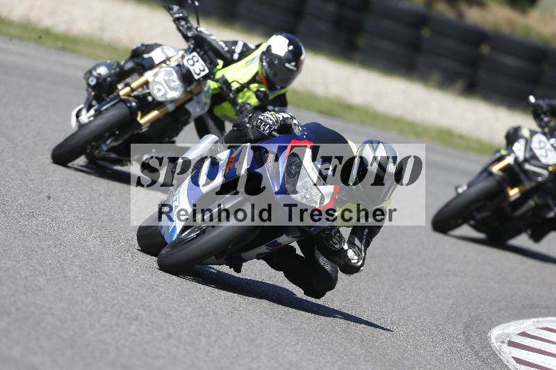 Archiv-2025/48 25.08.2025 Cornu Master School ADR/blau-bleu/0-2